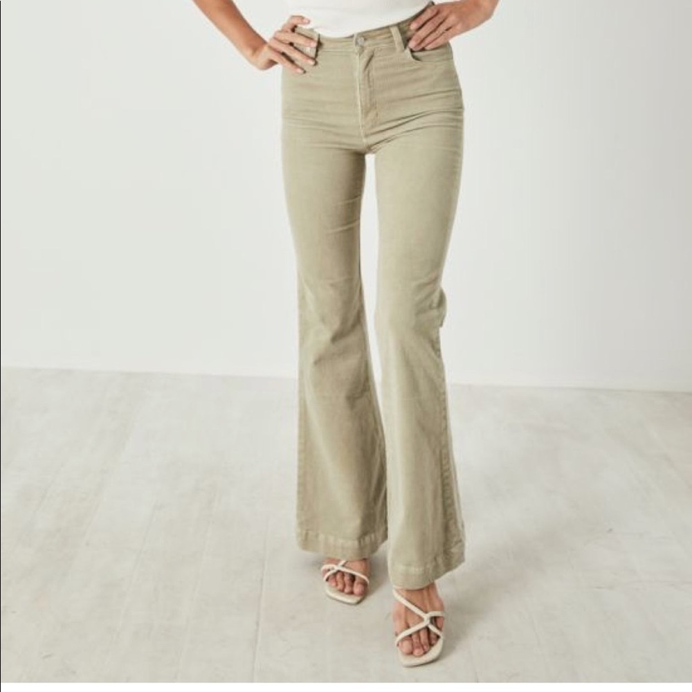 Rollas Eastcoast Flare Cord in Seagrass